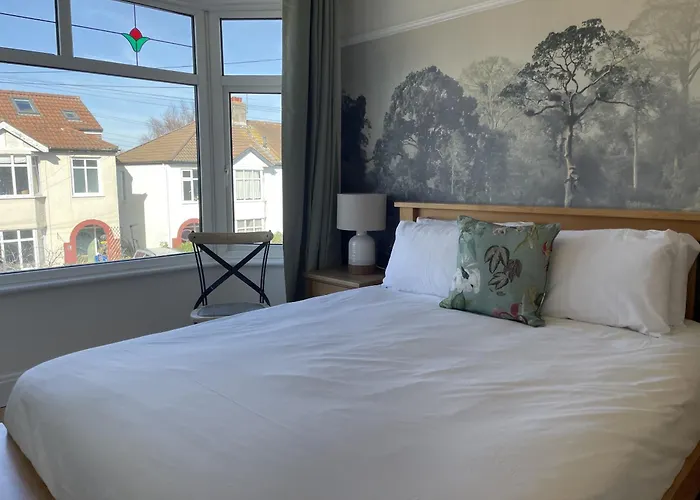 Harmonious Family In Westbury-on-trym *