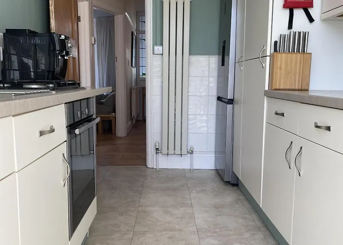 Harmonious Family In Westbury-on-trym *