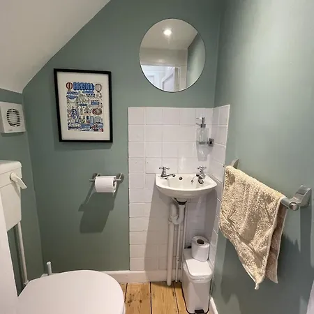 Harmonious Family In Westbury-on-trym *