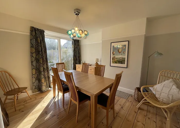 Harmonious Family In Westbury-on-trym * Bristol