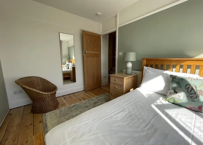 Harmonious Family In Westbury-on-trym