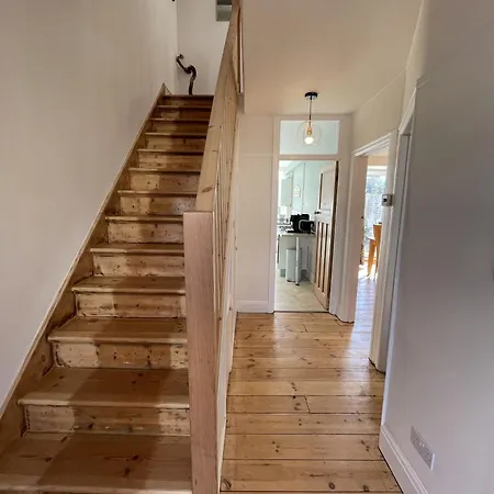 Nyaraló Harmonious Family In Westbury-on-trym